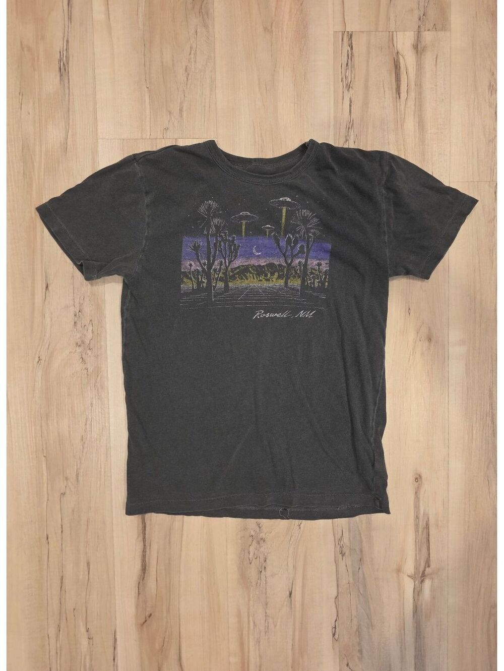 Junk Food Clothing Roswell NM UFO Graphic T-Shirt Black Cotton